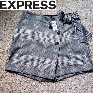 NWT Express front button wrap shorts skort with bow, high rise, 4 inch, size 10